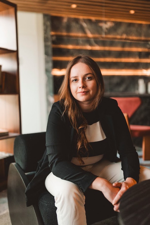 Foto da consultora Ariely Macarini